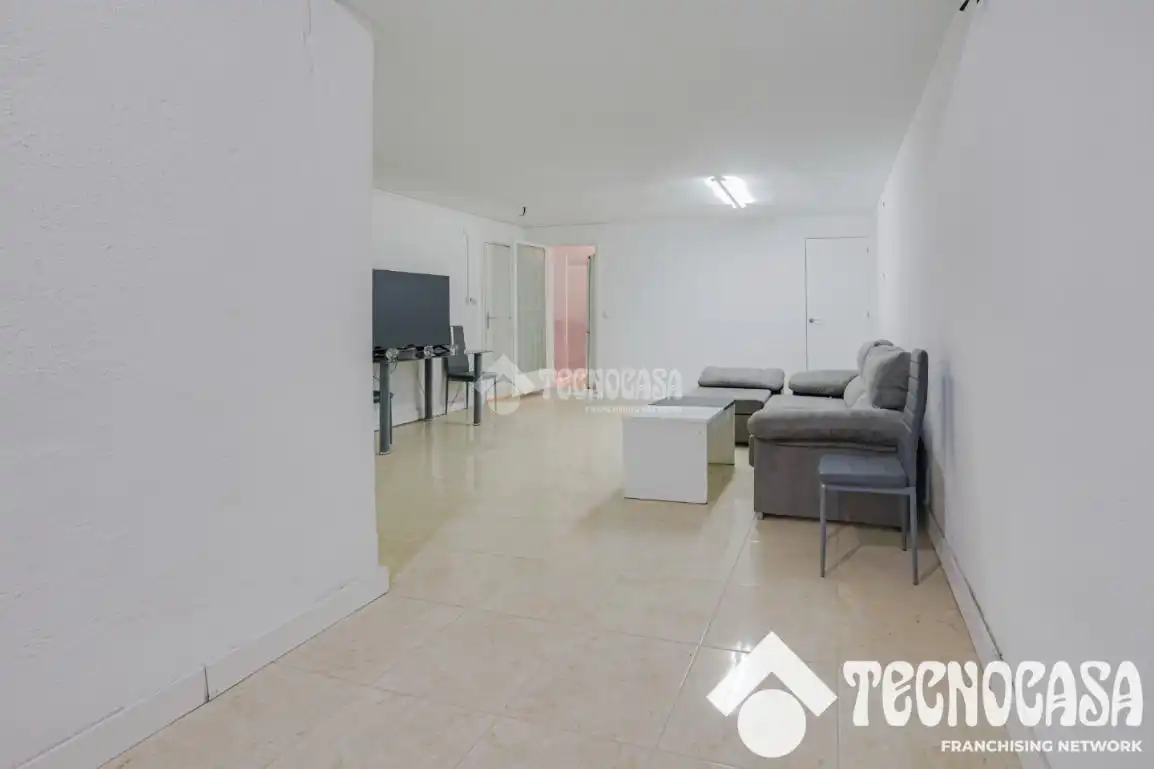 Sala d'estar de Pis en venda en Santa Coloma de Gramenet
