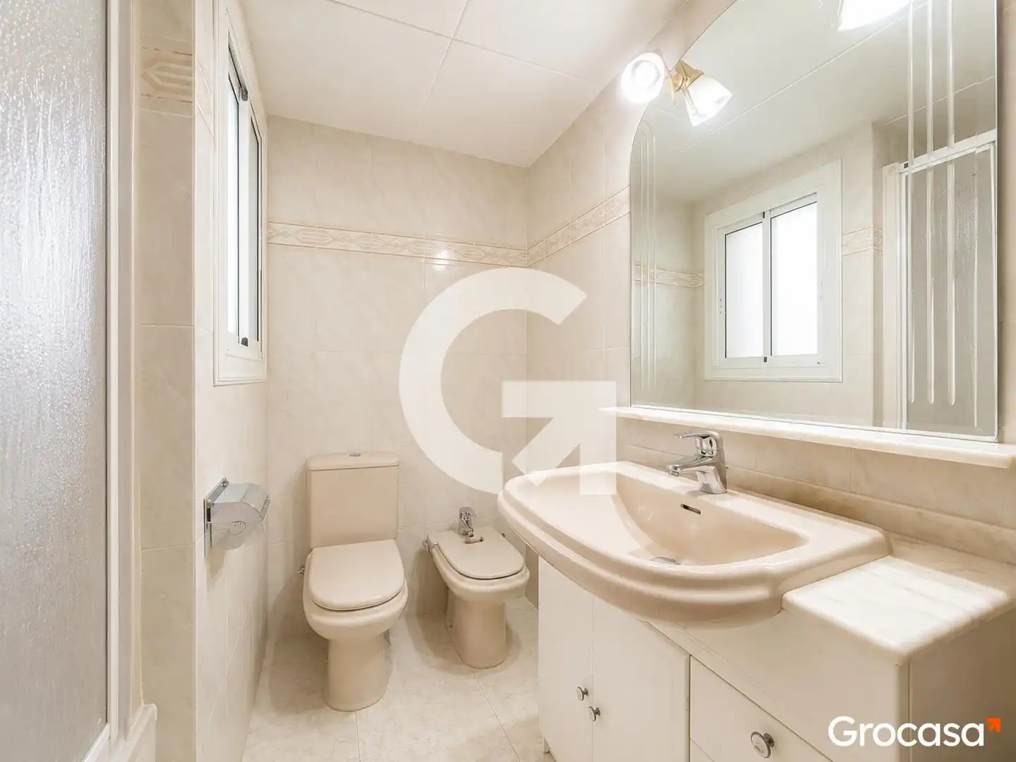 Bathroom of Flat for sale in Barcelona  with Air Conditioner, Heating and Terrace