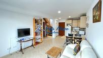 Living room of Duplex for sale in Castañares de Rioja  with Heating, Terrace and Storage room