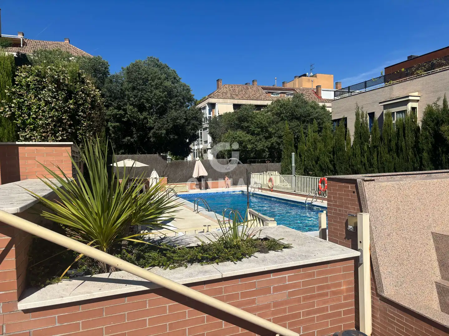 Piscina de Ático en venta en Madrid con Calefacción, Jardín privado y Trastero