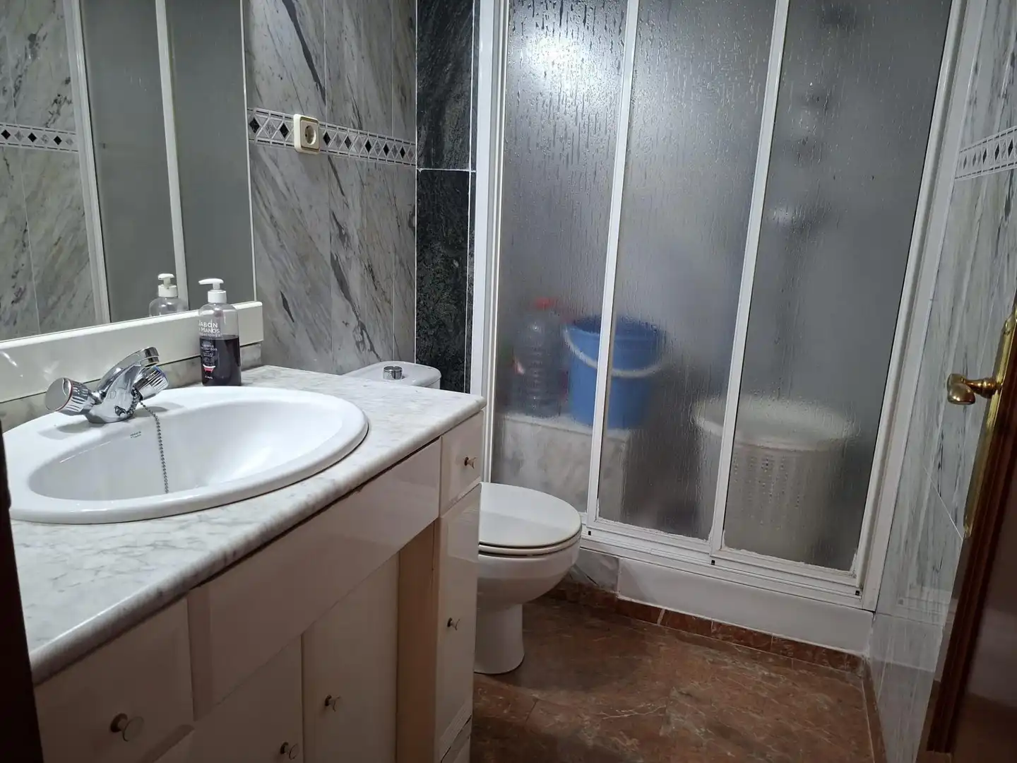 Baño de Piso en venta en Córdoba con Amueblado