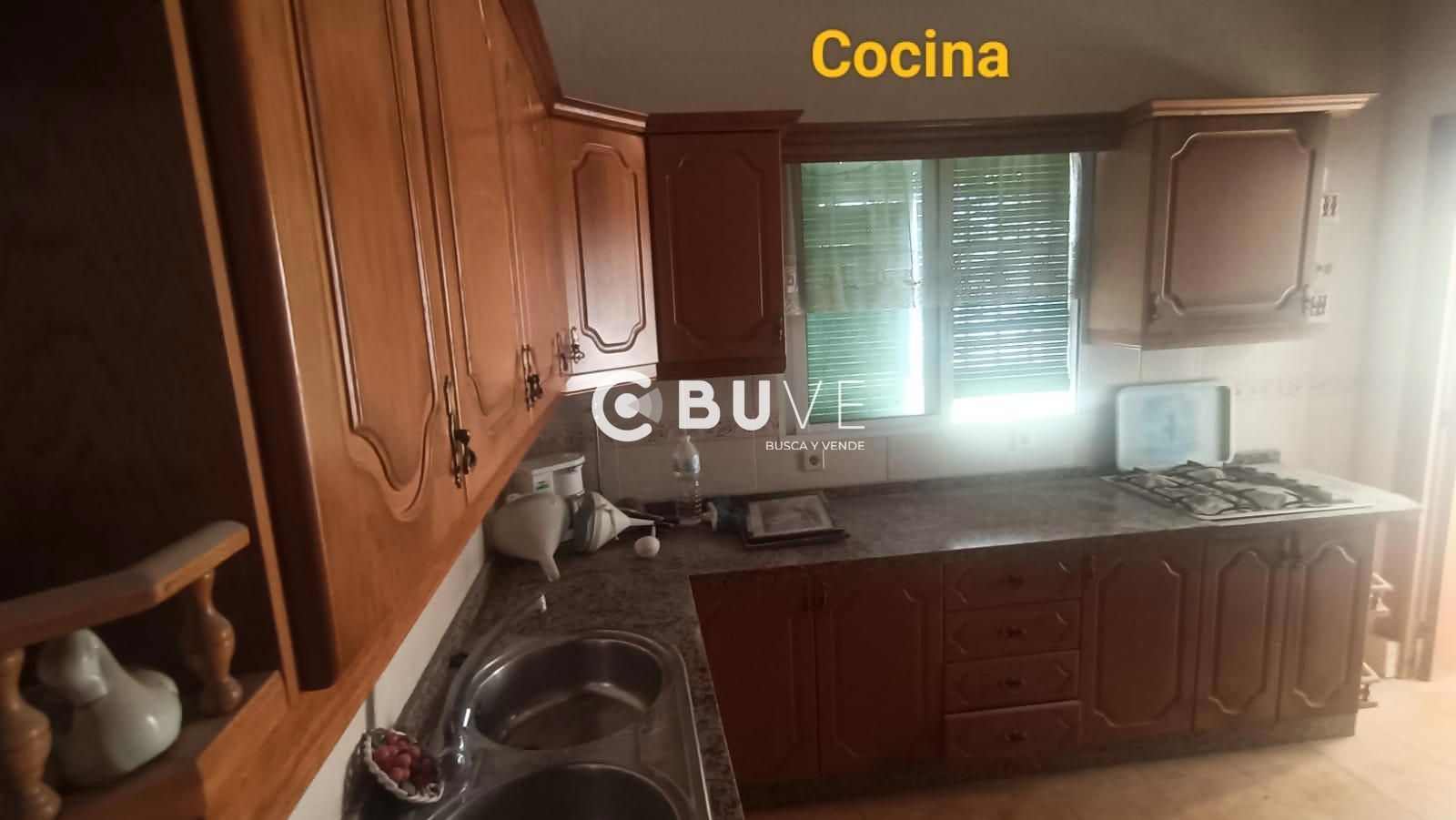 Cuina de Casa o xalet en venda en Monturque amb Calefacció, Terrassa i Traster