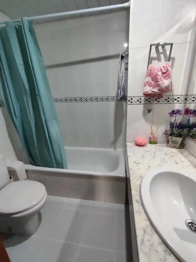 Baño de Piso en venta en Terrassa con Calefacción y Balcón