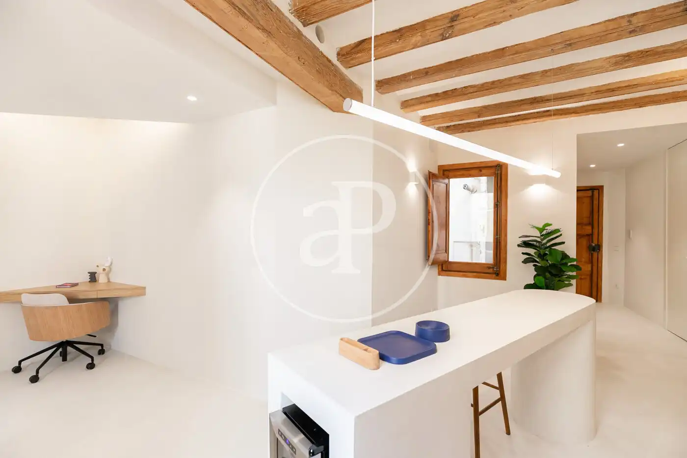 Piso en venta en Barcelona con Calefacción, Amueblado y Balcón