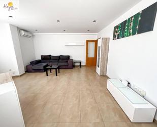 Sala d'estar de Apartament de lloguer en Torrent amb Aire condicionat