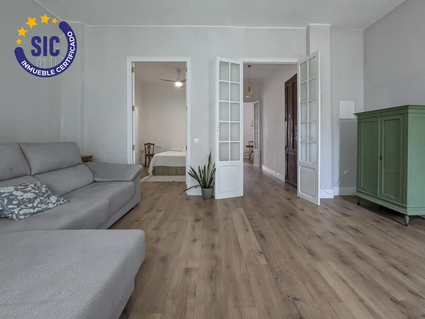 Sala d'estar de Pis en venda en Valencia amb Balcó