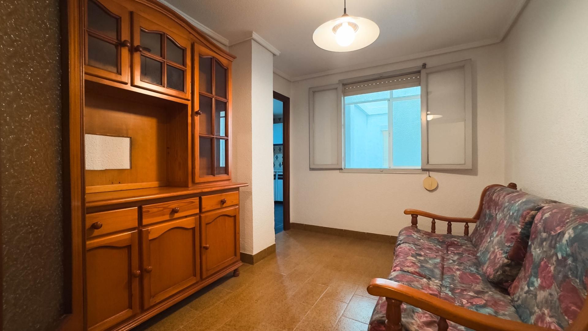 Habitación de Piso en venta en Elche / Elx con Balcón