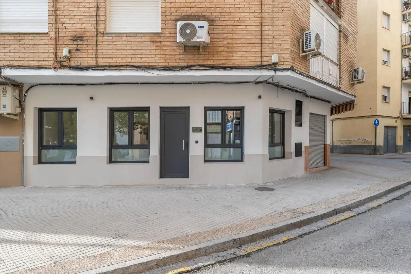 Vista exterior de Piso en venta en Granada con Aire acondicionado y Calefacción