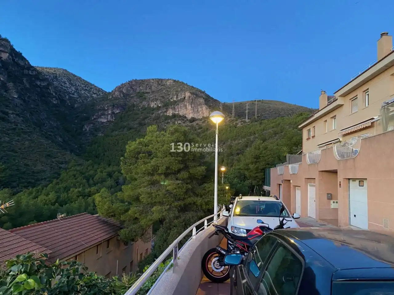 Vista exterior de Casa o chalet en venta en Sitges con Aire acondicionado, Jardín privado y Terraza