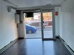 Local comercial en alquiler en Plaza Jaume Balmes 8, imagen 2