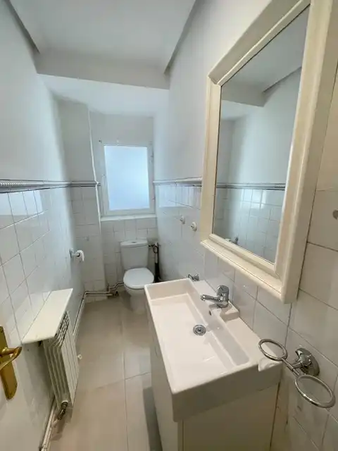 Bathroom of Flat for rent to own in Valladolid  with Heating, Terrace and Pets allowed