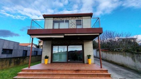 Chalet de 2016 con vistas al mar, piscina y geotermia en Beade, imatge 4