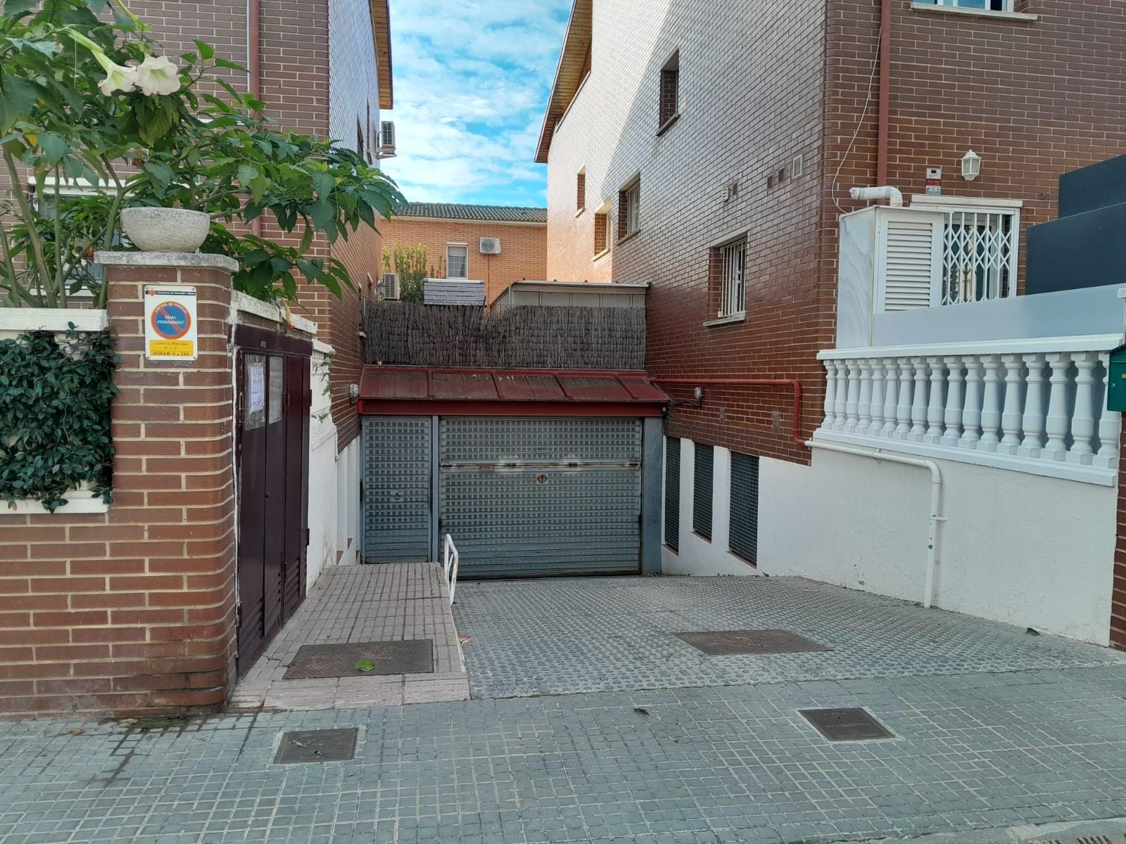 Aparcament de Garatge de lloguer en Montcada i Reixac