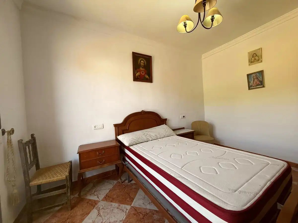 Habitación de Casa adosada en venta en Benamejí con Jardín privado, Terraza y Trastero