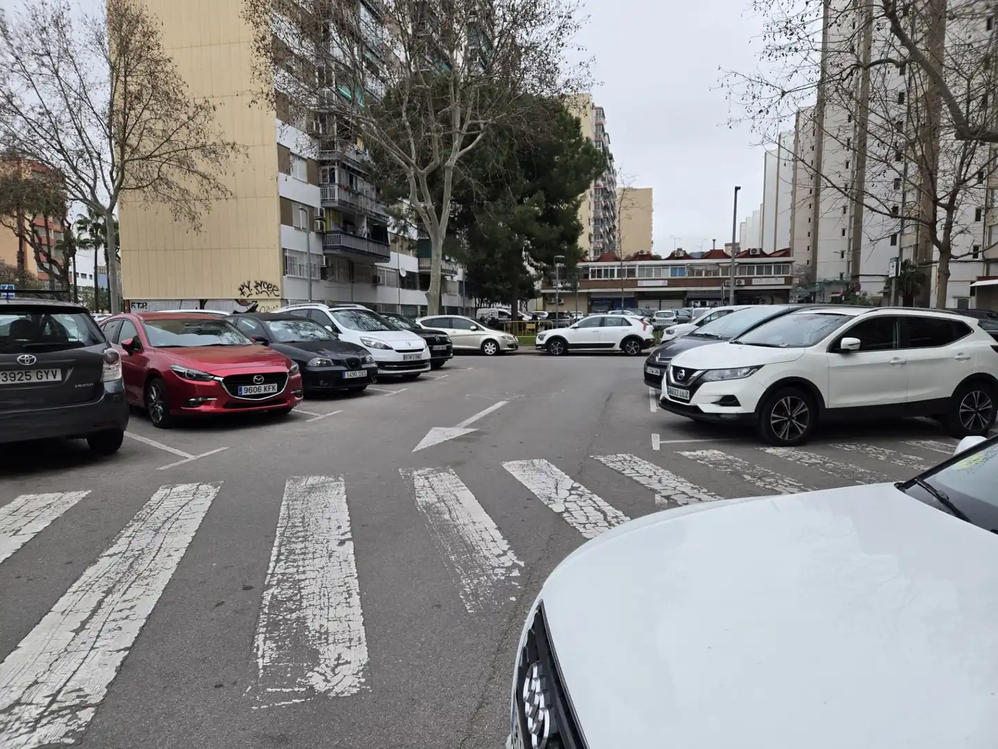 Parking of Flat for sale in L'Hospitalet de Llobregat  with Oven, Balcony and Alarm