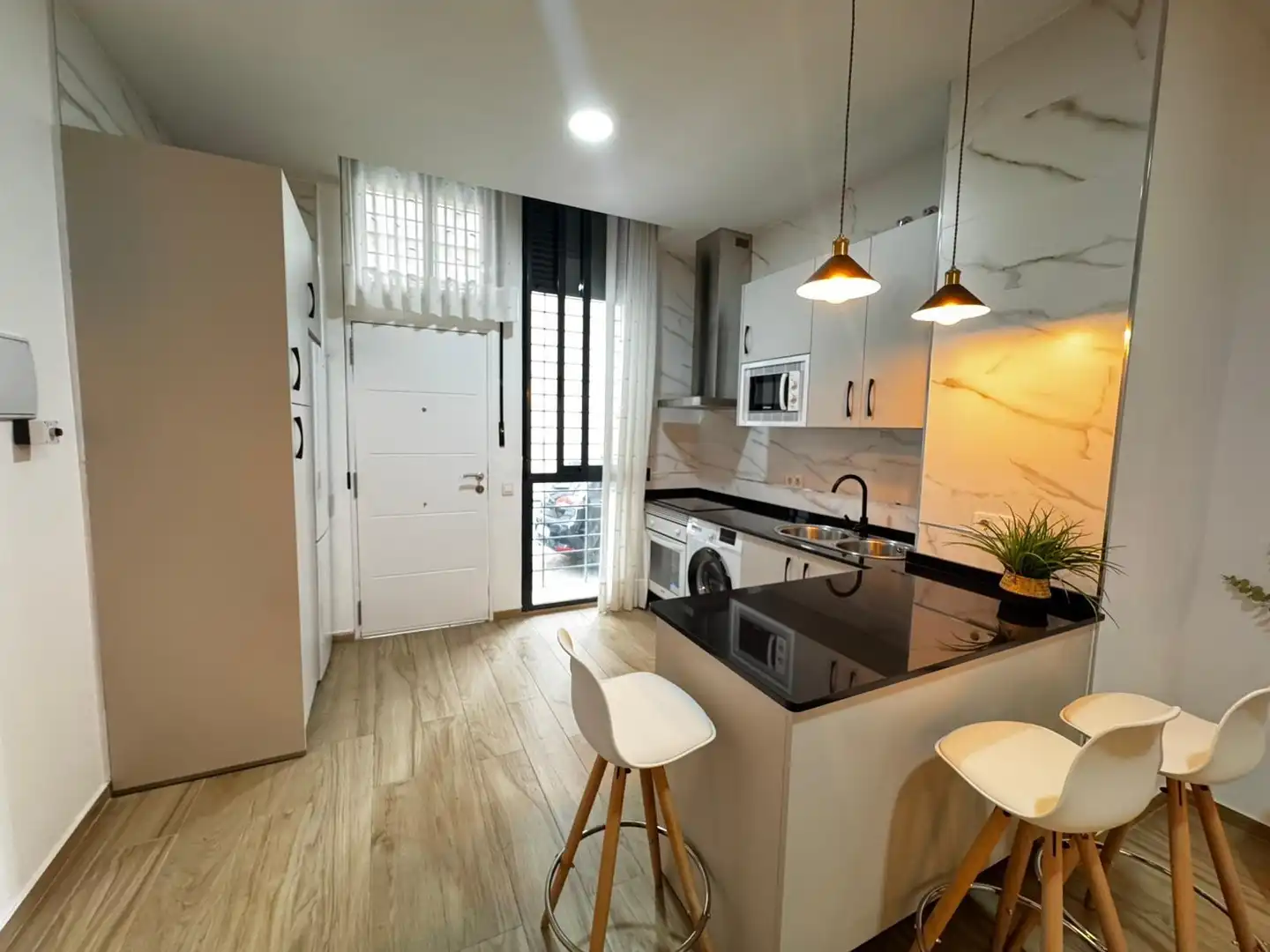Kitchen of Flat for rent in Córdoba  with Air Conditioner, Heating and Furnished