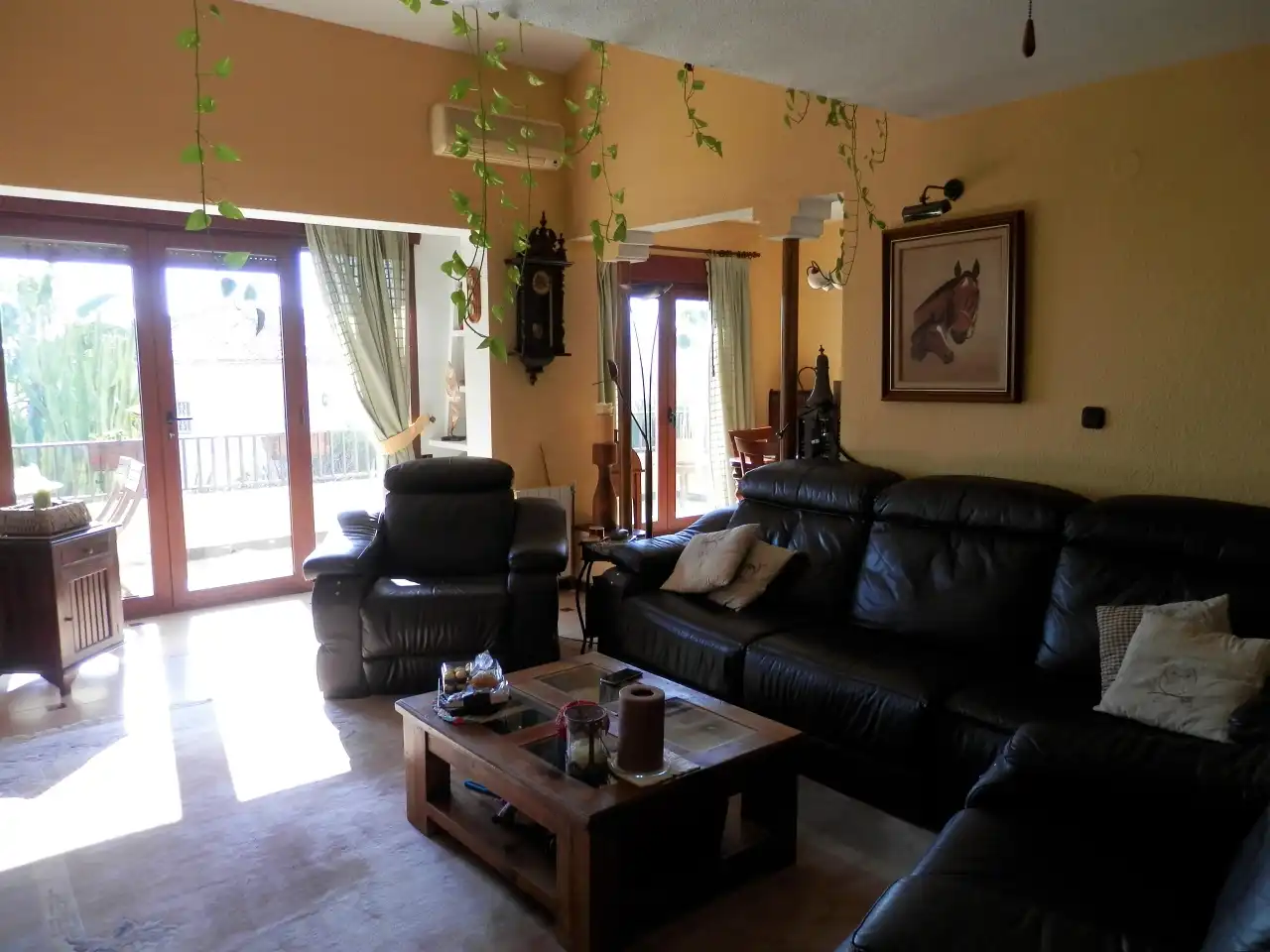 Sala d'estar de Casa o xalet en venda en L'Alfàs del Pi amb Aire condicionat, Calefacció i Piscina