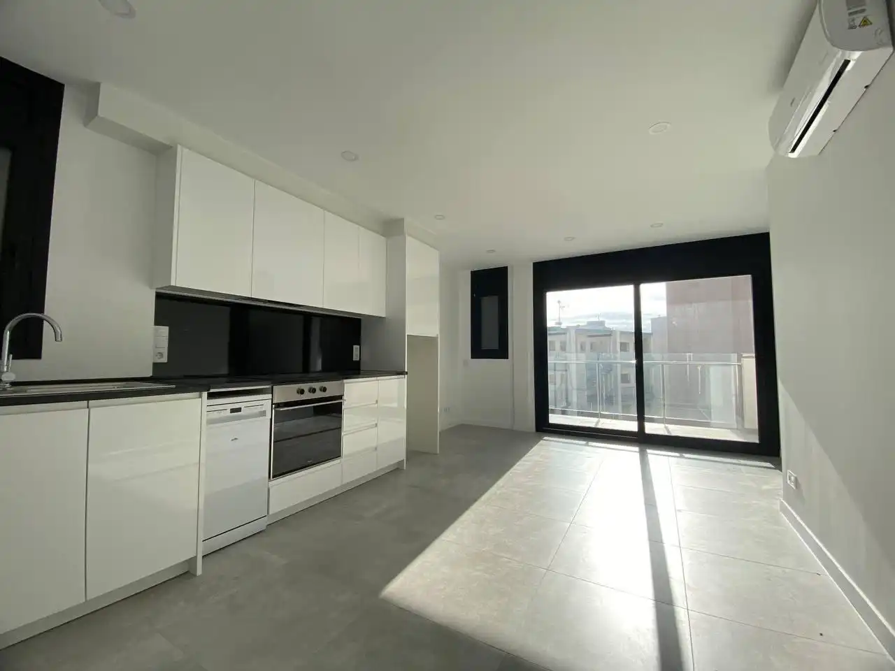 Duplex avec ascenseur à vendre à Carrer Carrer de la Punta del Llevant, imagen 7
