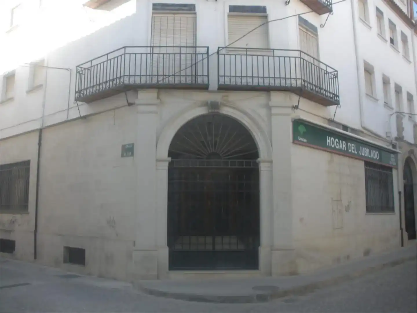 Commercial properties for sale in Baeza, Jaén