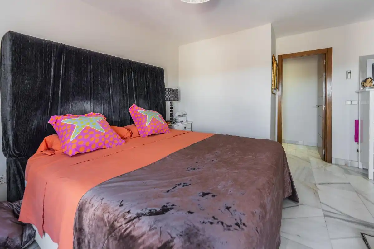 Casa adosada en venta en C. Gutiérrez Canales, Canillejas