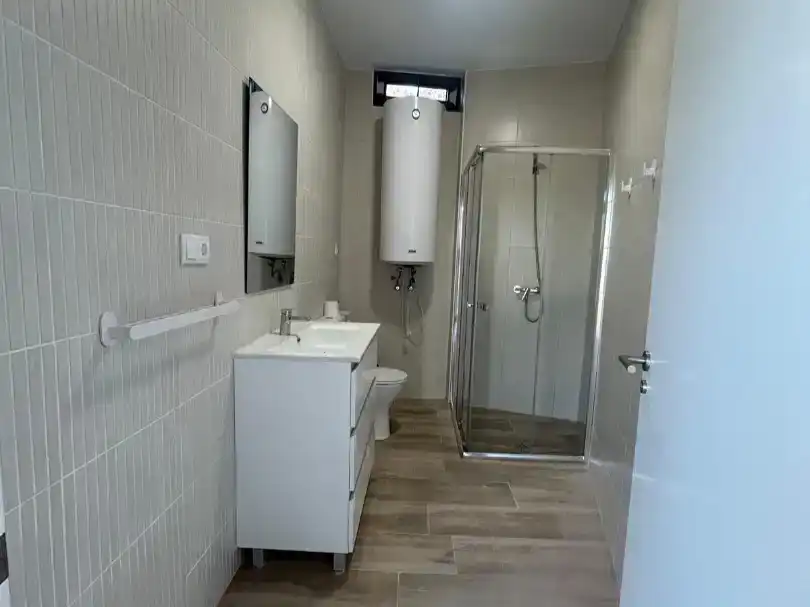 Bany de Casa adosada en venda en Fisterra amb Jardí privat, Parquet i Moblat