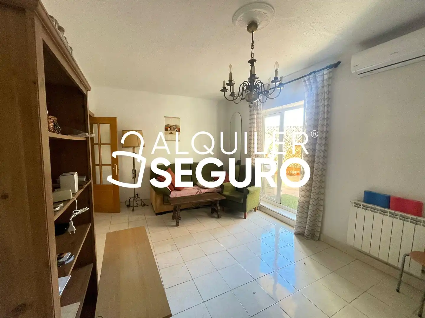 Sala de estar de Piso de alquiler en Madrid con Aire acondicionado, Calefacción y Terraza