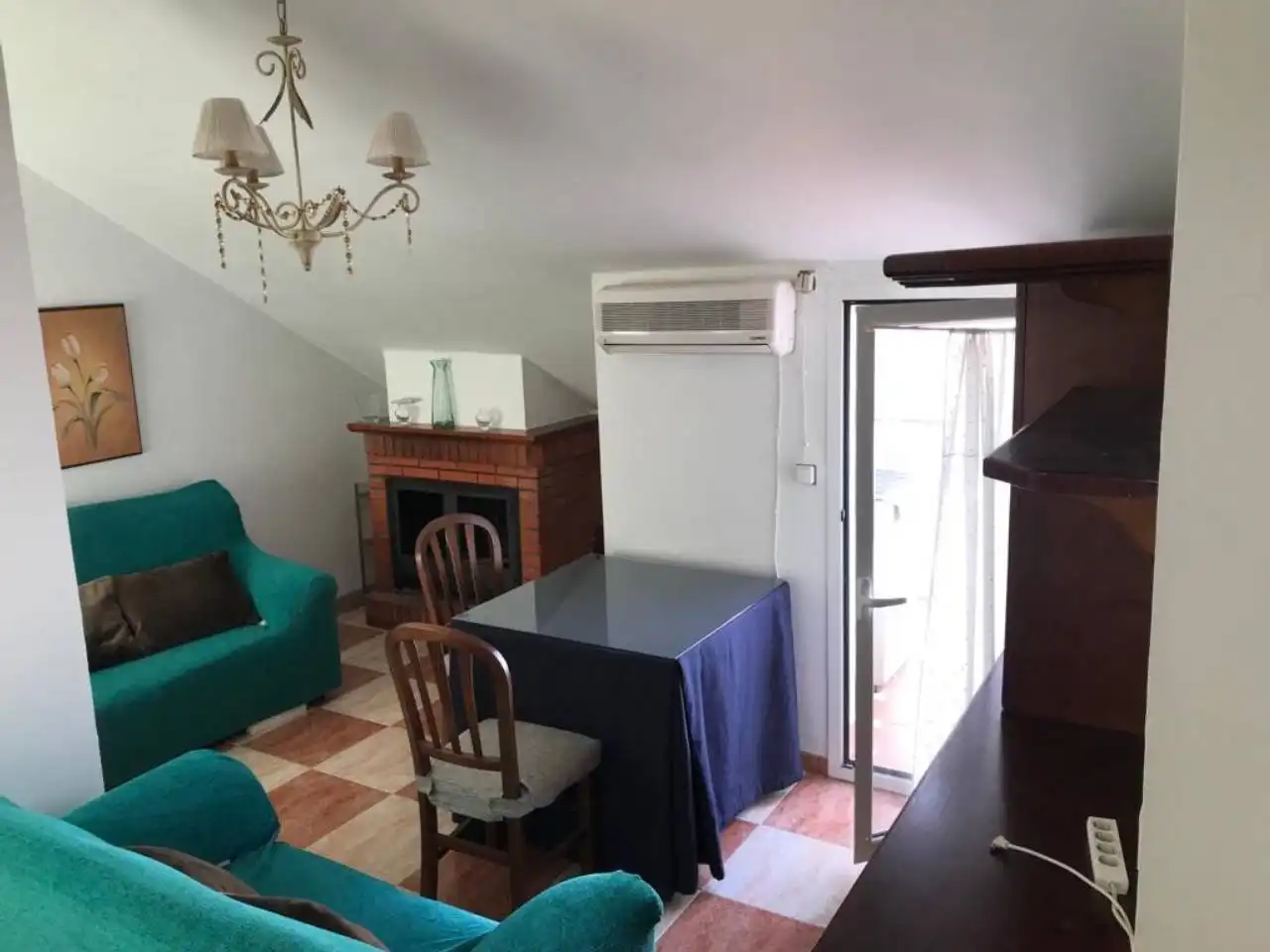 Sala de estar de Ático de alquiler en Baza con Aire acondicionado, Terraza y Amueblado