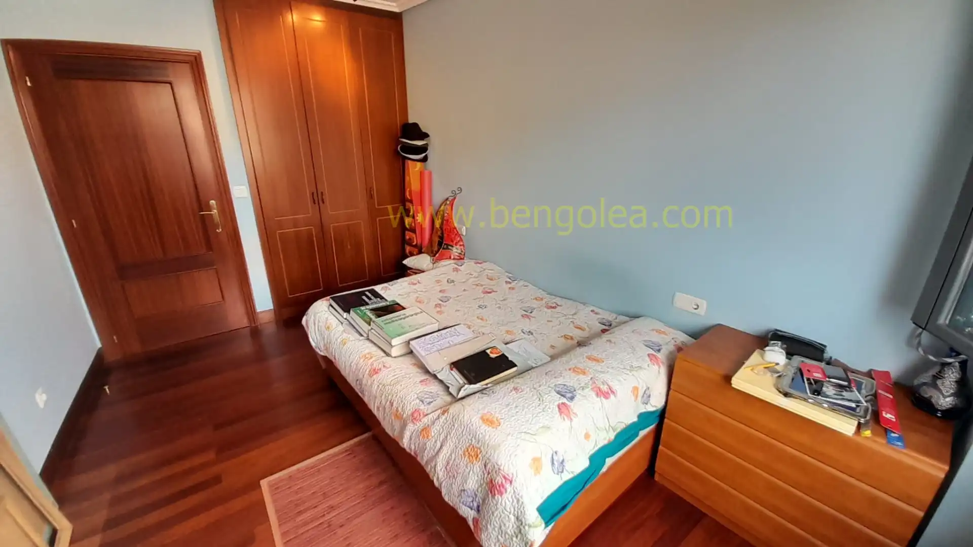 Schlafzimmer von Wohnung zum Verkauf in Barakaldo  mit Heizung, Abstellraum und Balkon
