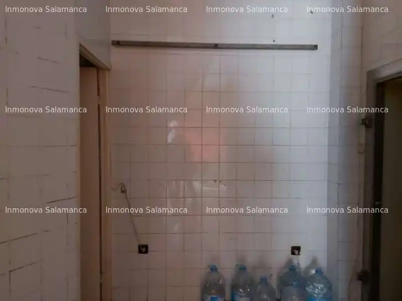 Bany de Local de lloguer en Salamanca