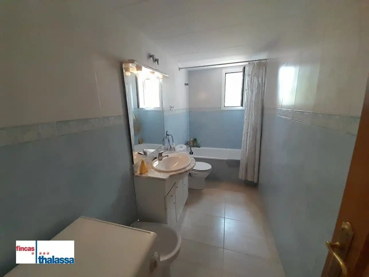 Bathroom of Flat for sale in Lloret de Mar  with Air Conditioner and Heating