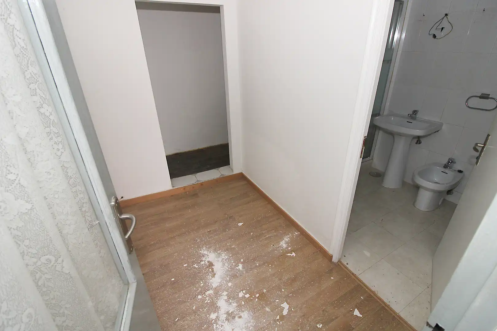 Dormitori de Casa adosada en venda en Talamanca de Jarama amb Jardí privat, Parquet i Traster