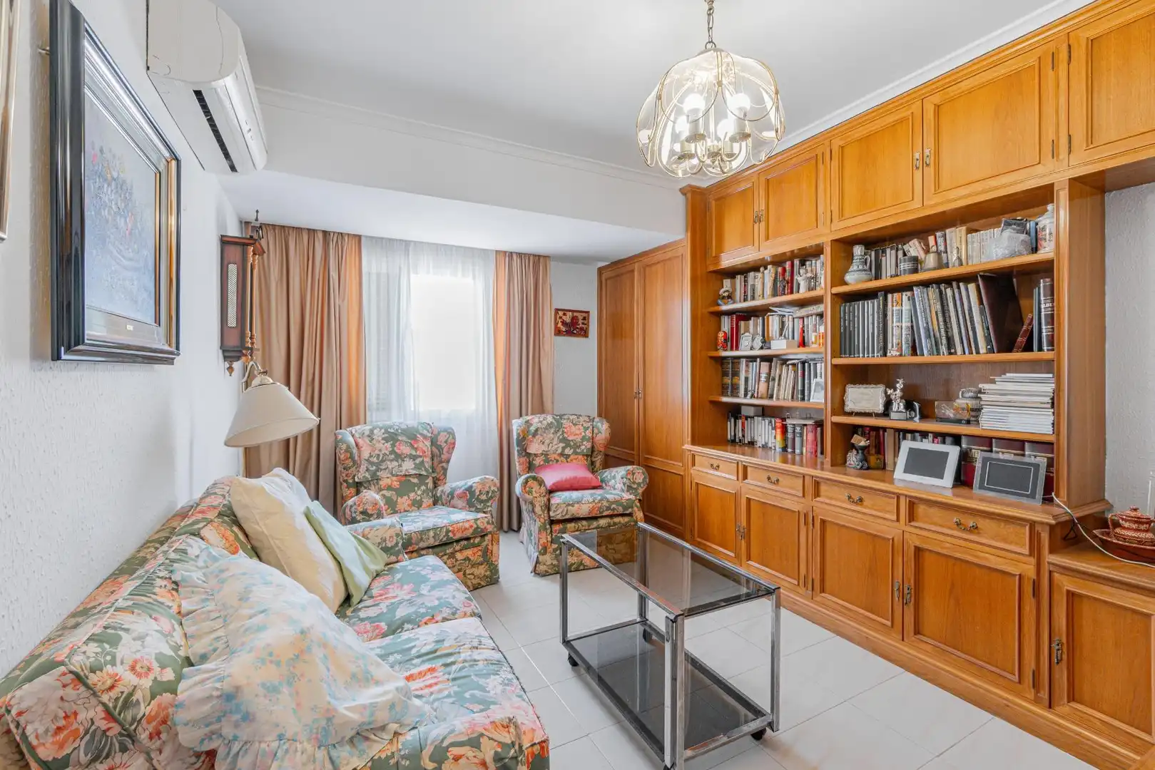 Wohnzimmer von Wohnungen zum Verkauf in  Palma de Mallorca mit Klimaanlage, Terrasse und Balkon