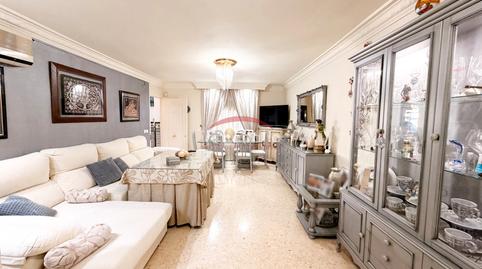 Foto 2 de Casa adosada en venda a Calle Ciclismo, Colores -  Entreparques, Sevilla