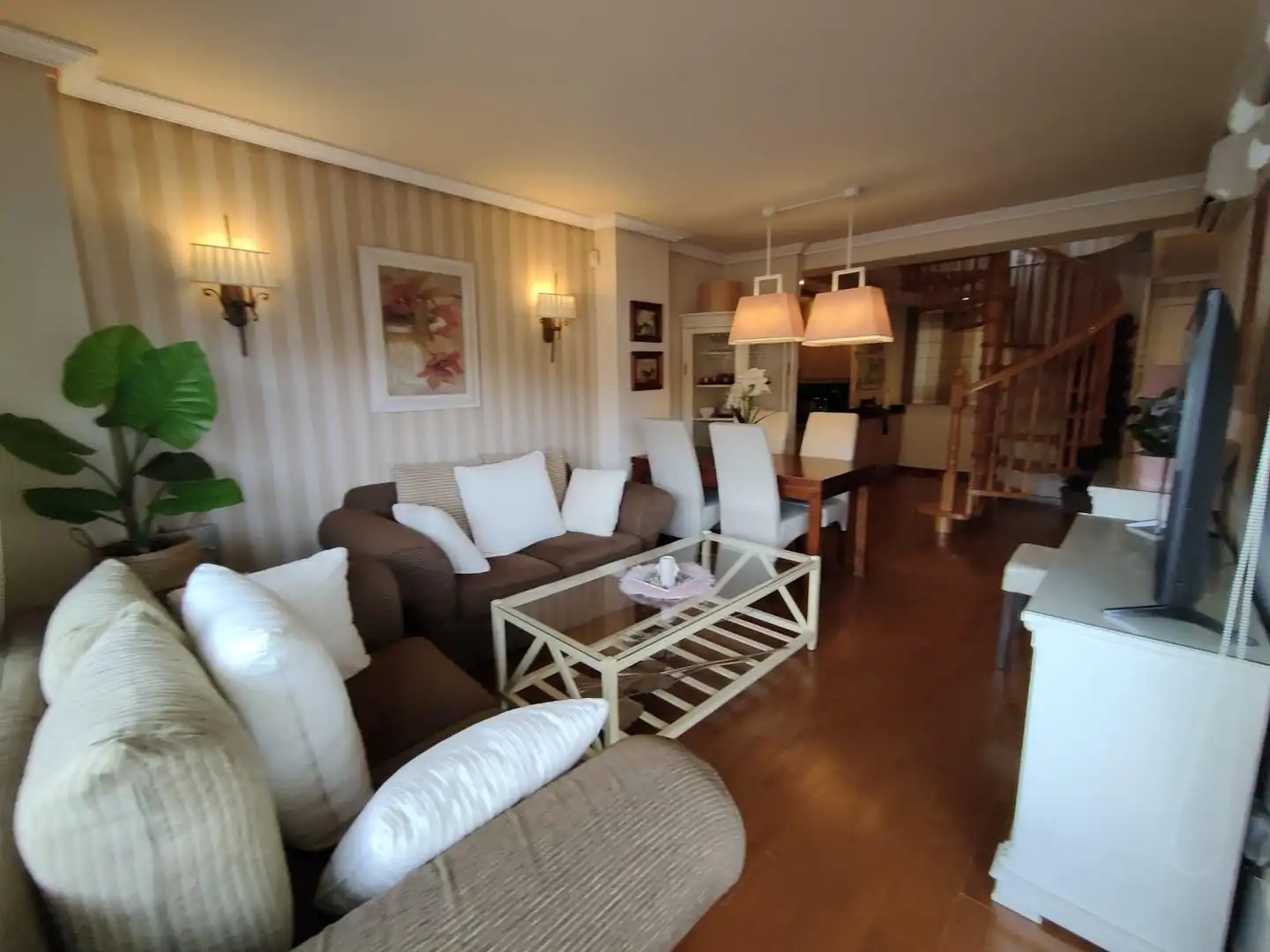 Sala d'estar de Apartament en venda en Oria amb Aire condicionat, Jardí privat i Terrassa