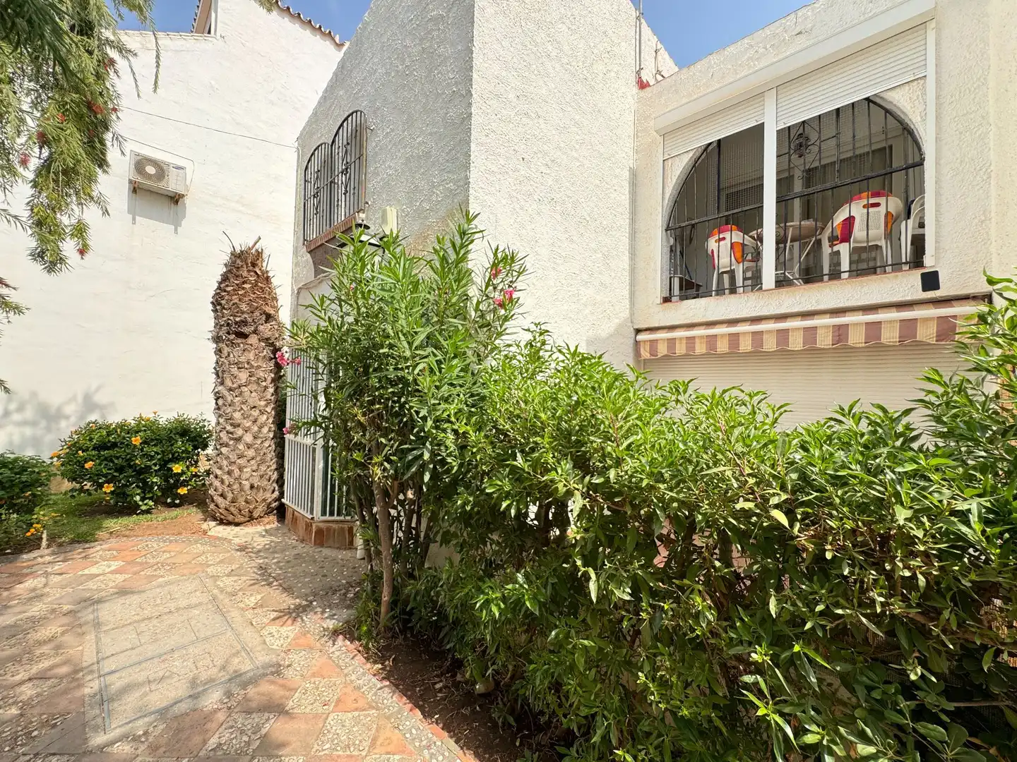 Vista exterior de Apartament en venda en Torrox amb Terrassa, Moblat i Piscina comunitària