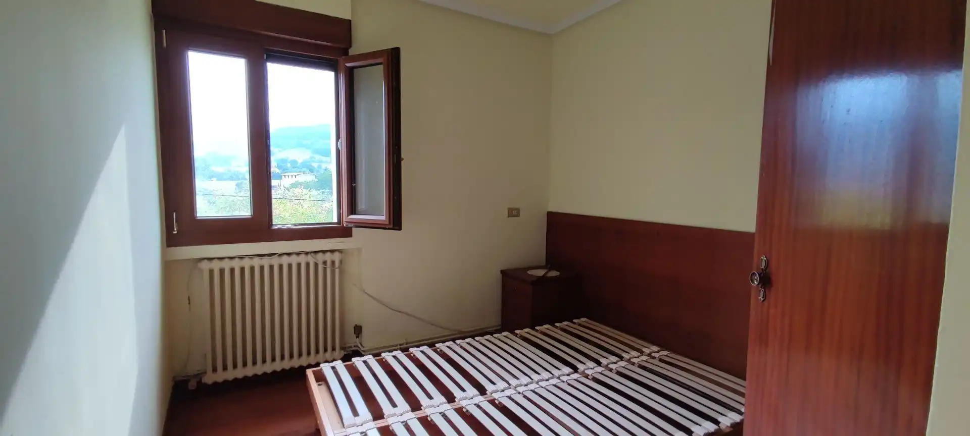 Schlafzimmer von Wohnung zum Verkauf in Valdegovia / Gaubea mit Heizung