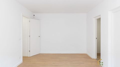Foto 5 de Piso en venta en Rubí, Pomar, Badalona