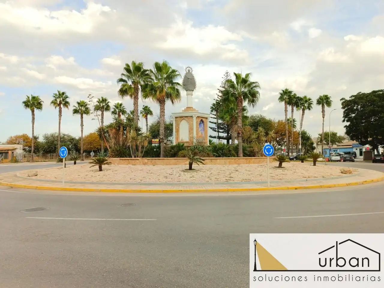 Flat for sale in De Granada, Chipiona Norte