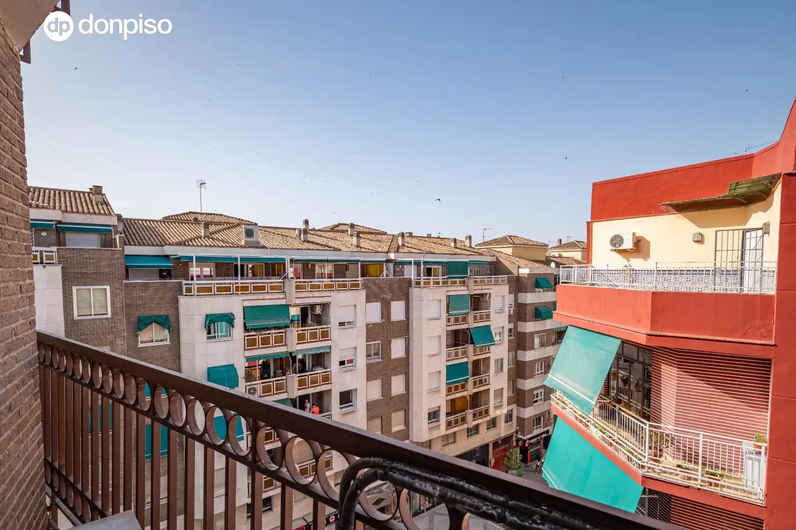 Piso con terraza en venta en Calle EMPERATRIZ EUGENIA 6, imagen 44
