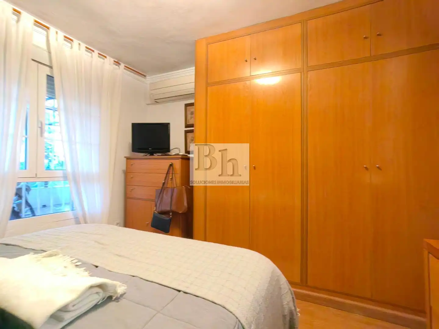 Bedroom of Flat for sale in Málaga  with Air Conditioner, Private garden and Terrace