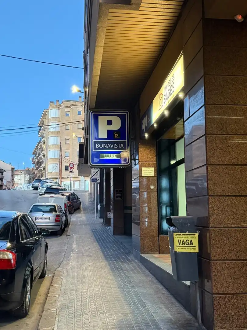 Individuale in affitto a Carrer de la Sèquia