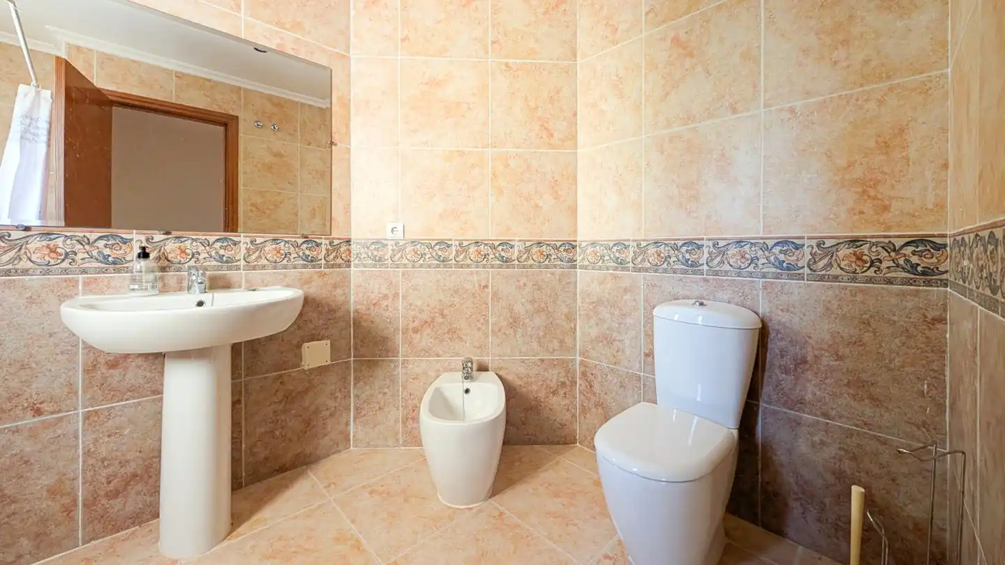 Baño de Casa o chalet en venta en Santa Pola con Jardín privado, Terraza y Piscina