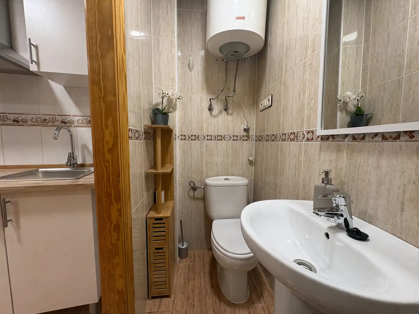 Bathroom of Study for sale in Murcia  with Storage room, Furnished and Washing machine