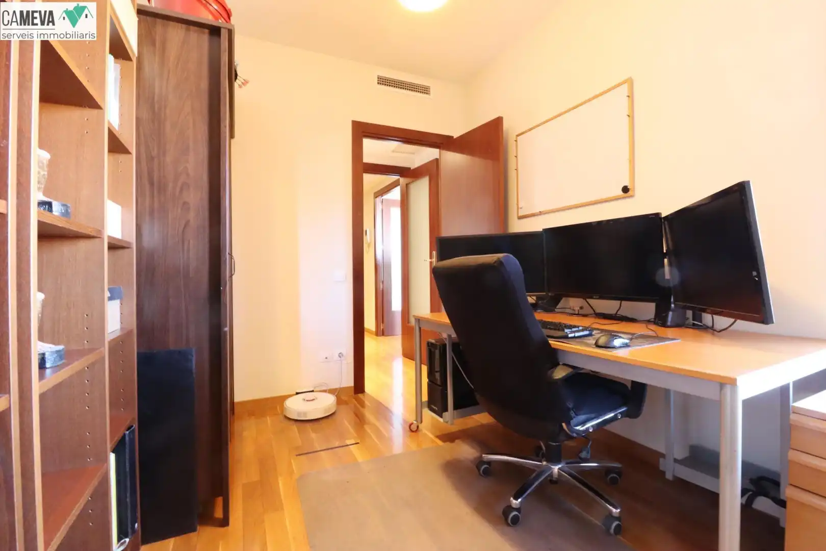 Piso en venta en Sabadell con Calefacción, Trastero y Amueblado