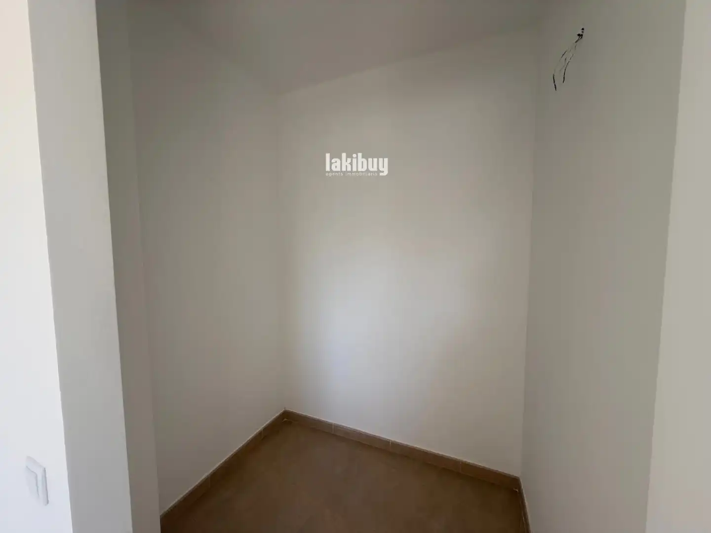 Habitación de Piso en venta en La Fuliola con Calefacción y Alarma