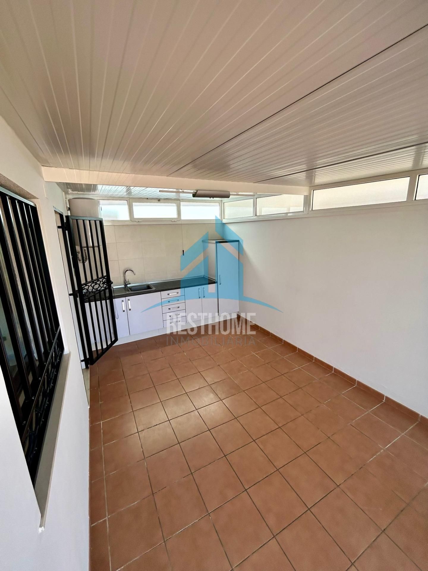 Außenansicht von Einfamilien-Reihenhaus zum Verkauf in Cullera mit Klimaanlage