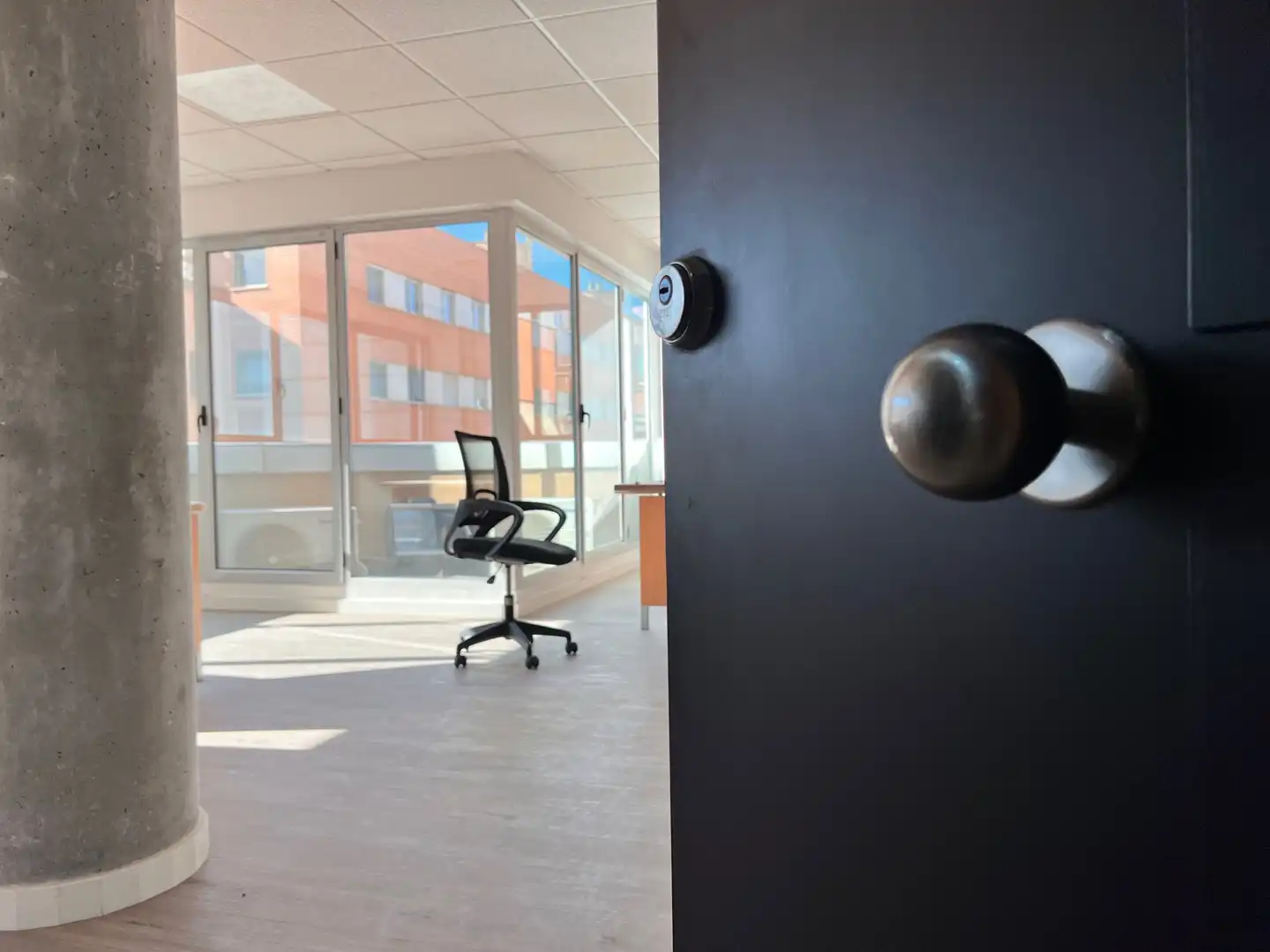 Bureau avec ascenseur à louer à Carrer de Francesc Layret, imagen 4