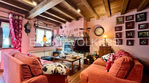 Foto 3 de Casa adosada en venda a Carrèr Montcorbison, 10, Vielha, Lleida