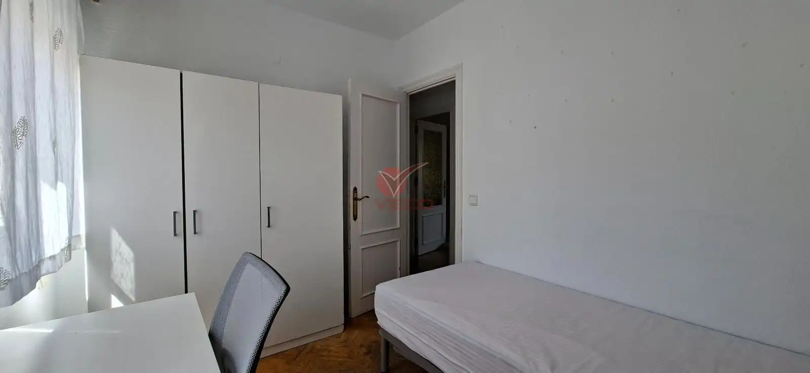 Schlafzimmer von Wohnung zur Miete in Cuenca mit Heizung und Möbliert