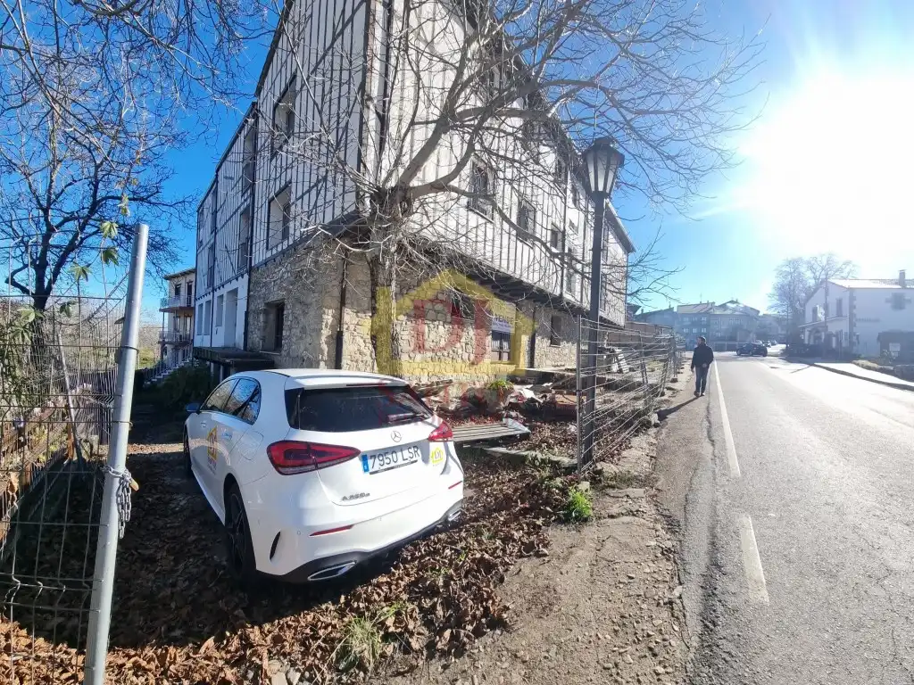 Außenansicht von Gebäude zum Verkauf in La Alberca 